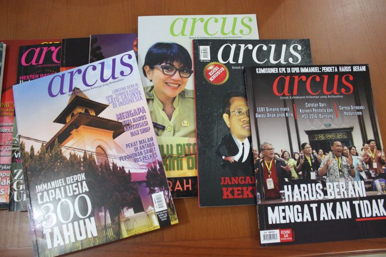 majalah-arcus