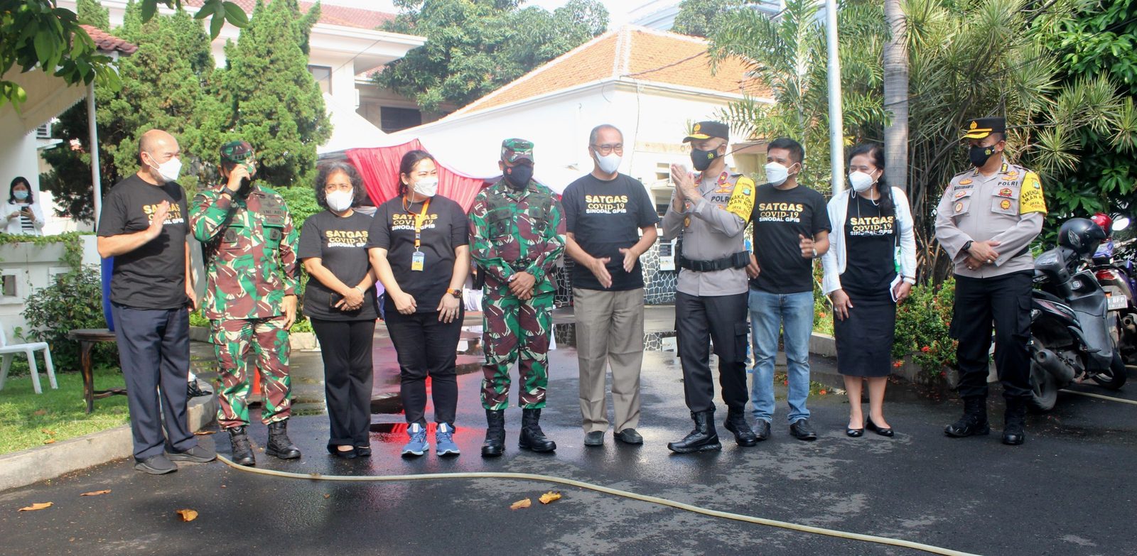 Wakapolda dan Kasdam Melakukan Perkunjungan Pada Vaksinasi Hari I GPIB