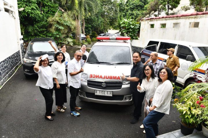 GPIB Jemaat Gideon Dukung Pelayanan Yankes melalui Hibah Ambulans