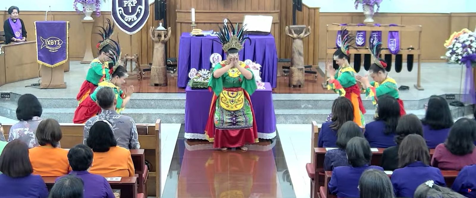 Perempuan GPIB harus Berhikmat