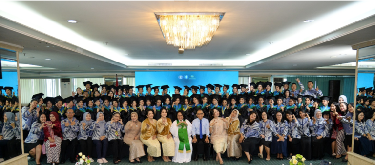 Rayakan Dies Natalis ke-28, STIKES Griya Husada Surabaya Kukuhkan 58 Lulusan Diploma dan Sarjana